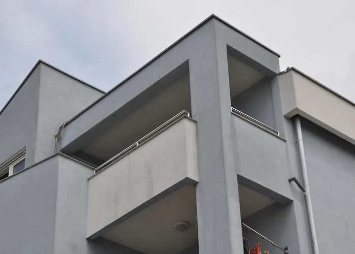 With A Parking Space - 12514 *